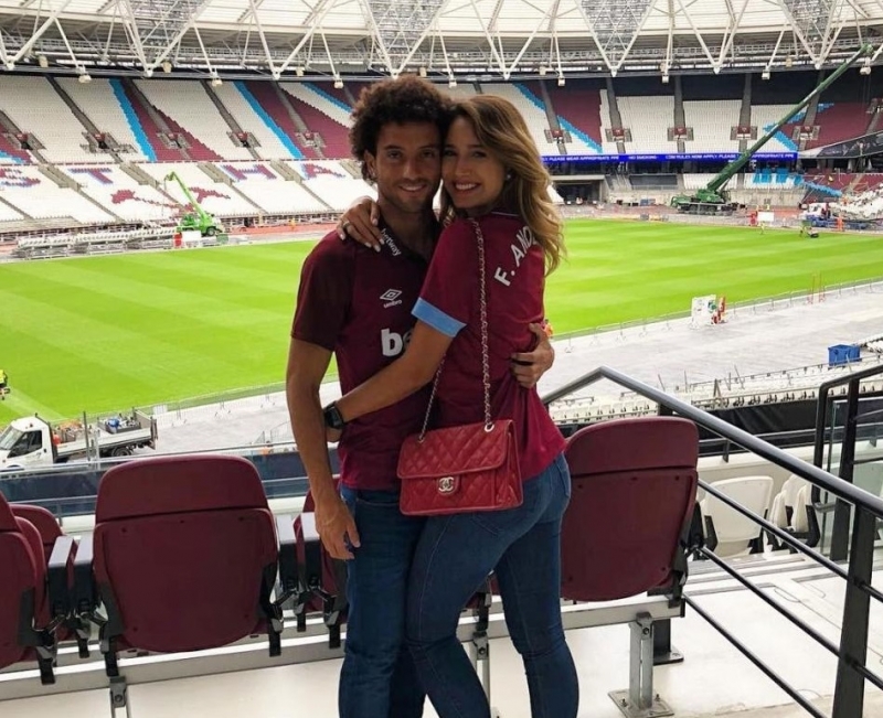 Феновете на английския Уест Хям имат поводи за двойна радост