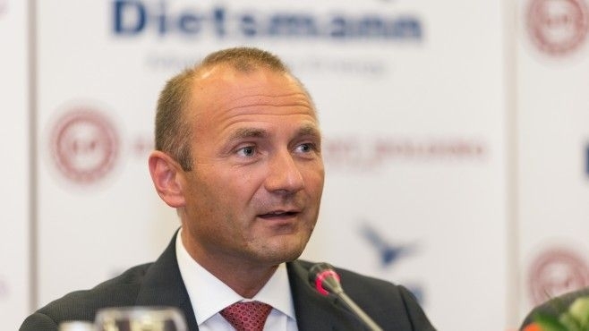 Всички спекулации са необосновани Това заяви пред журналисти в парламента