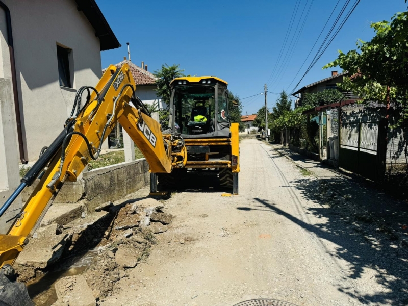 Започва цялостното асфалтиране на кв Бистрец и скоро кварталът ще