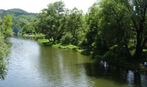 Водолази са извадили тялото на рибар който се е удавил