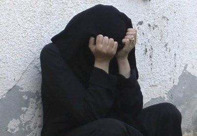 Бойци от Ислямска държава заловили непълнолетни момичета ги принудили да