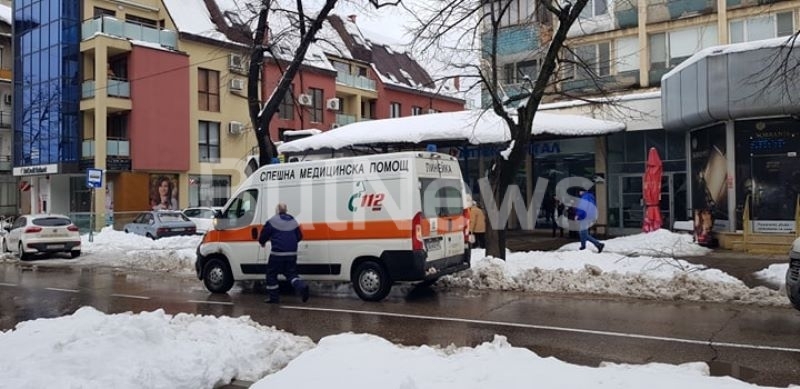 Преди минути линейка долетя в центъра на Враца видя първо